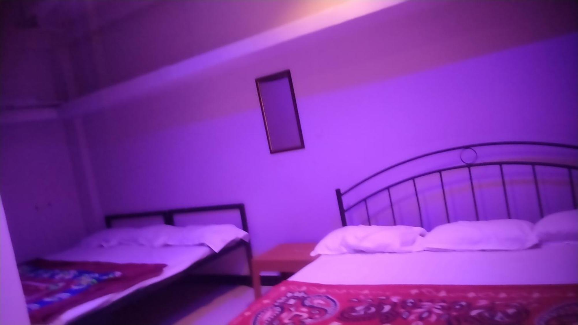 Shivlok Guest House อุจเจน ภายนอก รูปภาพ